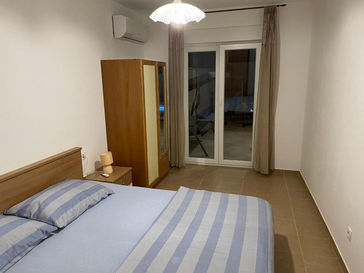 Villa Mira ***** Pinezići المظهر الخارجي الصورة