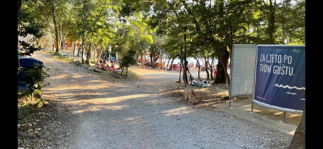 Villa Mira ***** Pinezići المظهر الخارجي الصورة